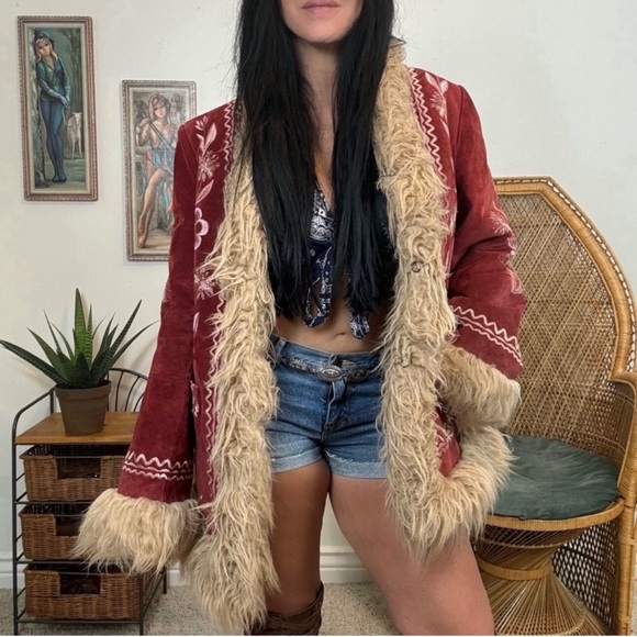 VINTAGE PENNY LANE COAT DROP SNEAK PEEK / DROPPING WEEKLY - Picture 8 of 15